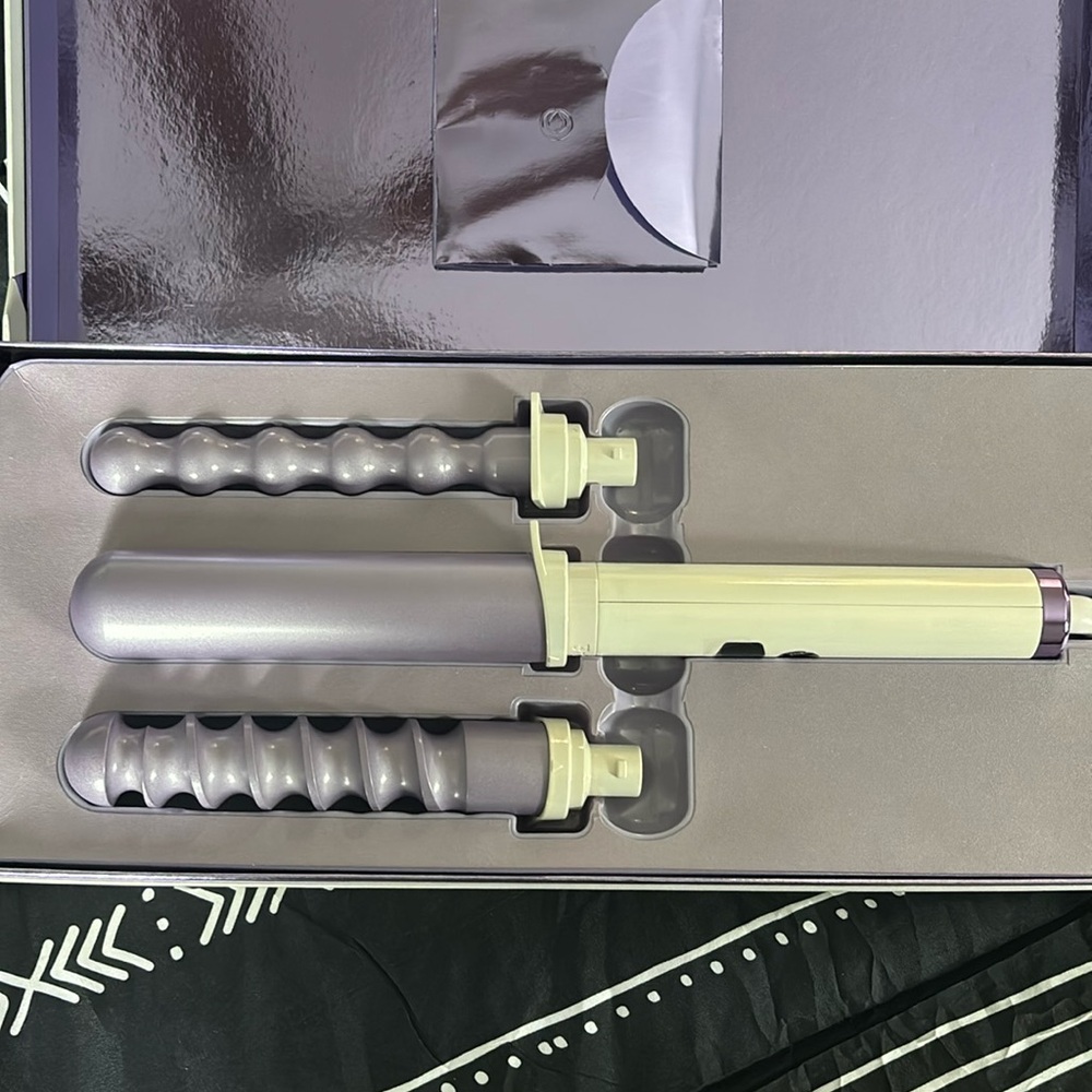 Monat endless curls